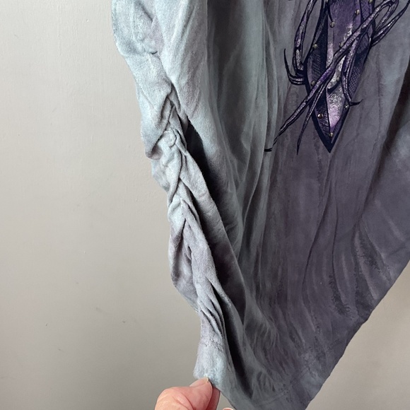 AFFLICTION Live Fast Ruched Sides Studs Detail V-Neck TEE NEW - Picture 10 of 16